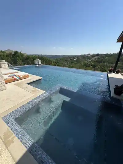 Pool cleaning photos Austin â€“ after weekly visit