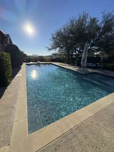 Pool cleaning photos Austin â€“ clean, clear water